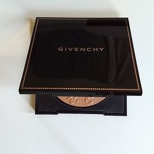 Givenchy Bronzer, Floral edition, shade 02